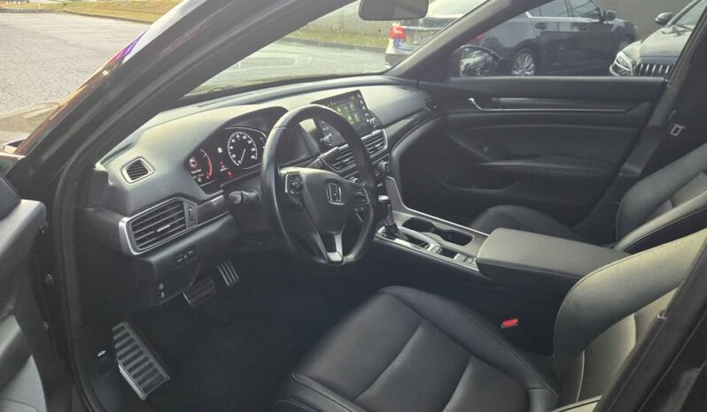 
								2019 Honda Accord full									