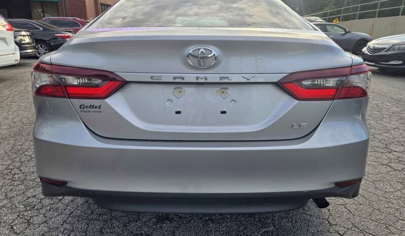 
								2021 Toyota Camry LE full									