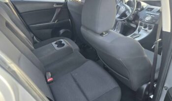 
										2011 Mazda3 full									