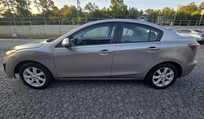 
								2011 Mazda3 full									