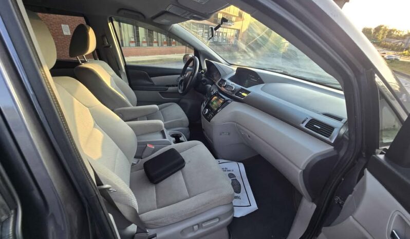 
								2016 Honda Odyssey full									