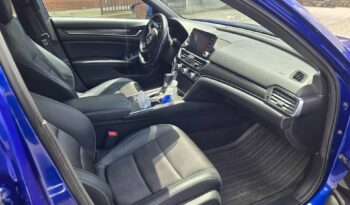 
										2018 Honda Accord Sport full									