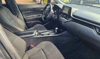 
										2018 Toyota C-HR XLE full									