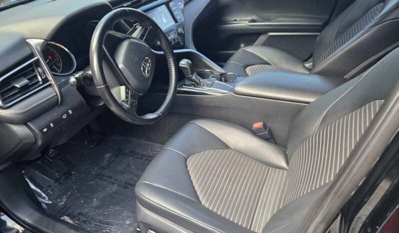 
								2019 Toyota Camry SE full									