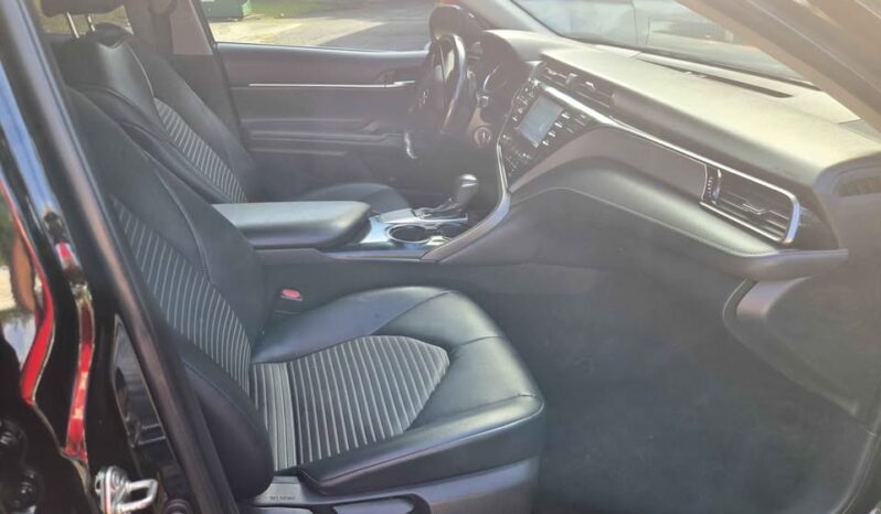 
								2019 Toyota Camry SE full									