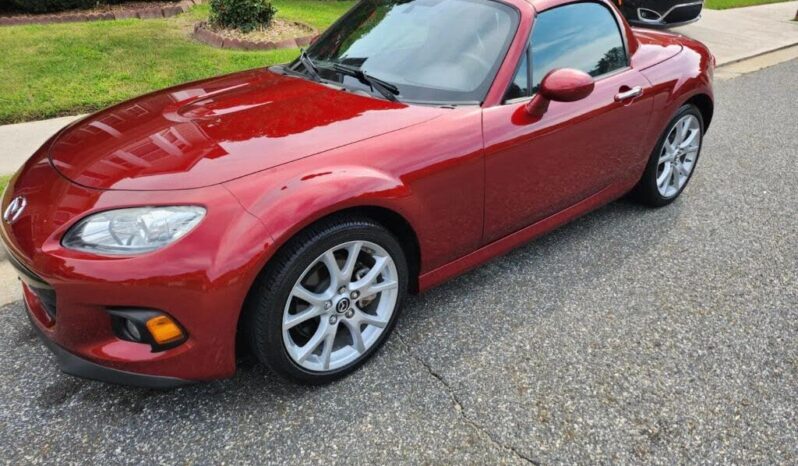 
								2015 Mazda MX-5 Miata Grand Touring Convertible full									