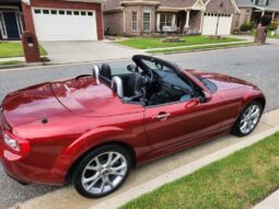 
										2015 Mazda MX-5 Miata Grand Touring Convertible full									