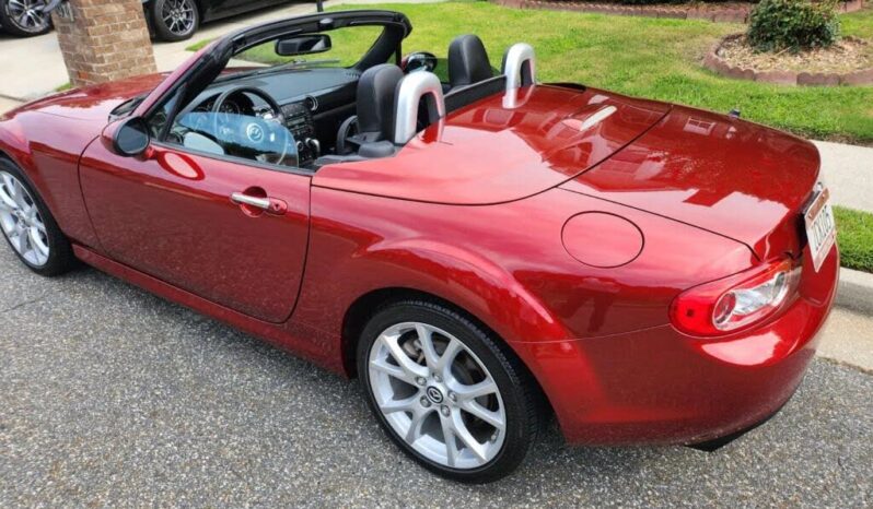 
								2015 Mazda MX-5 Miata Grand Touring Convertible full									