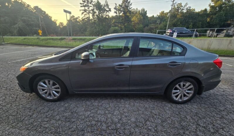 
								2012 Honda Civic EX full									