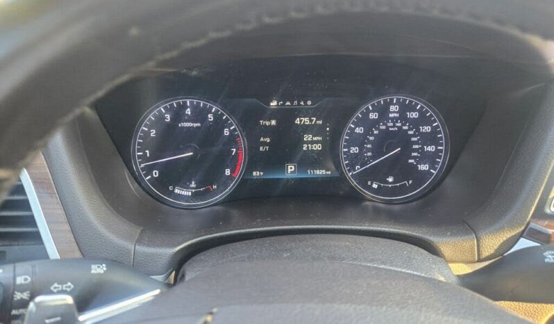 
								2015 Hyundai Genesis full									