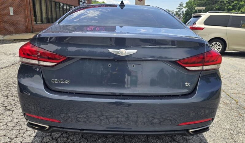 
								2015 Hyundai Genesis full									