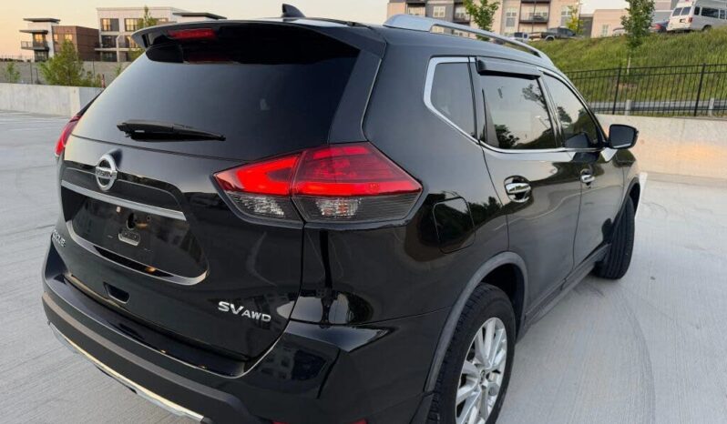 
								2017 Nissan Rogue SV full									