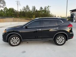 
										2017 Nissan Rogue SV full									