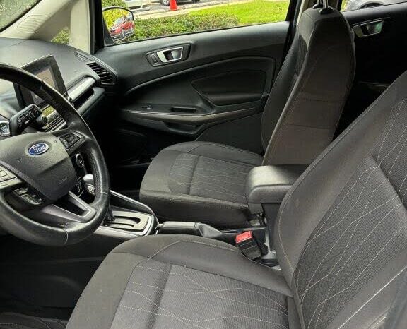 
								2019 Ford EcoSport SE full									