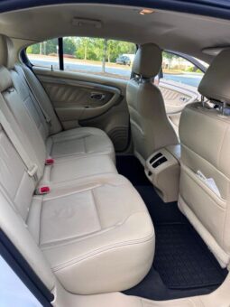 
										2019 Ford Taurus SEL full									