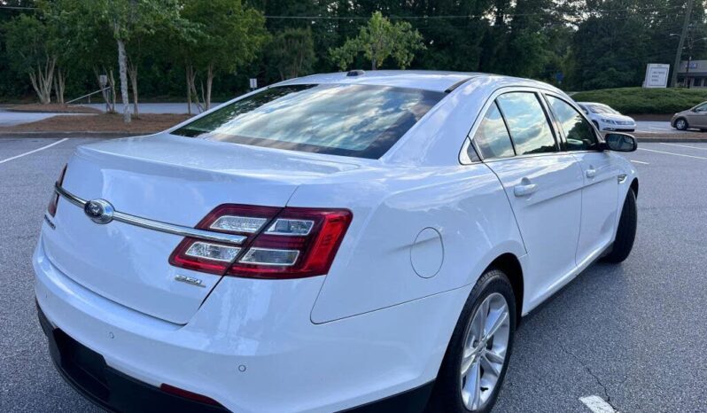 
								2019 Ford Taurus SEL full									