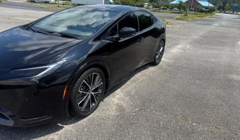 
								2024 Toyota Prius XLE full									