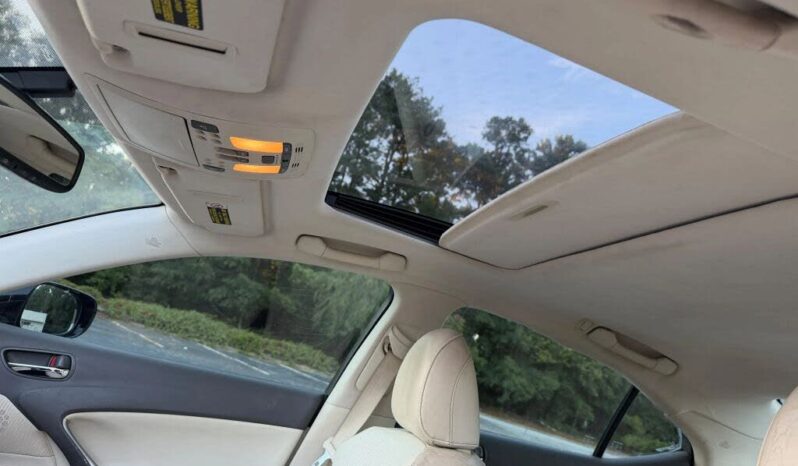 
								2011 Lexus IS 350 full									