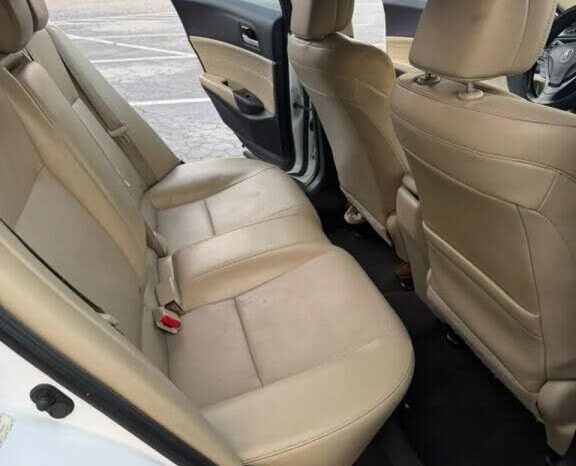 
								2016 Acura ILX full									