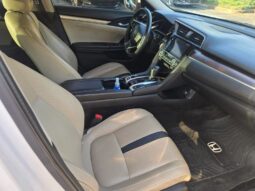 
										2017 Honda Civic full									