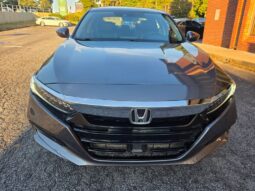 
										2018 Honda Accord Touring full									