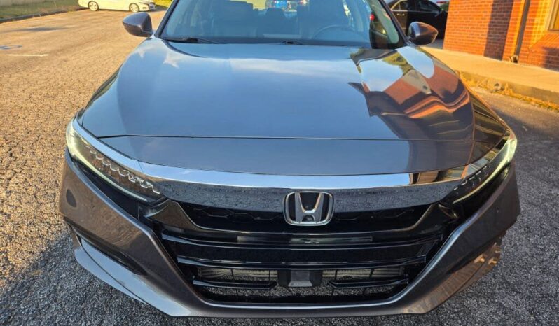 
								2018 Honda Accord Touring full									