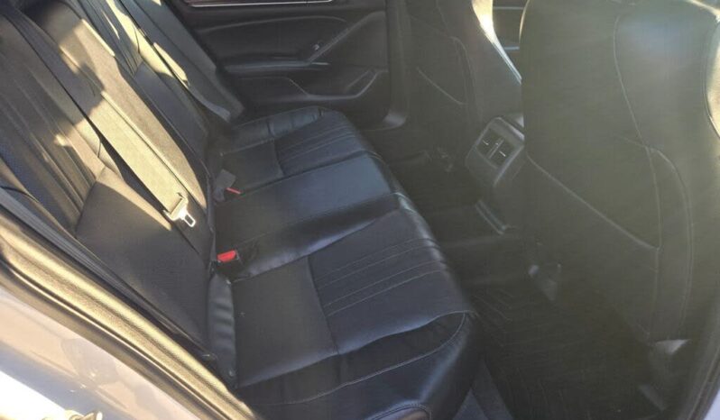 
								2018 Honda Accord 1.5T EX-L full									