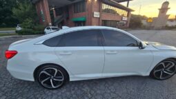 
										2019 Honda Accord Sport full									